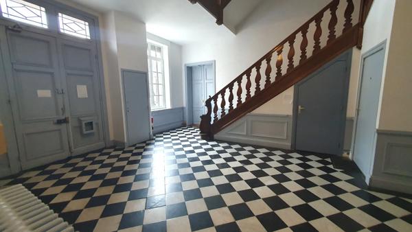 Immeuble à vendre 715m² Douai (59500)