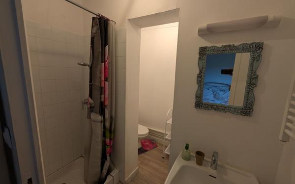 Maison à vendre    2 pièces • 23,50 m2 Saint-Clément-de-Vers