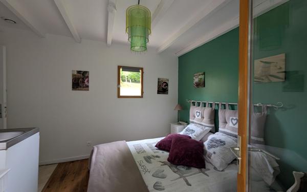 Maison à vendre    2 pièces • 23,50 m2 Saint-Clément-de-Vers