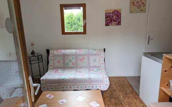 Maison à vendre    2 pièces • 23,50 m2 Saint-Clément-de-Vers