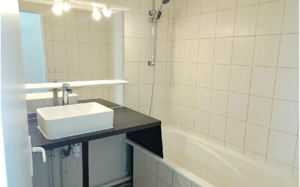 Appartement à louer    3 pièces • 69,89 m2 Soustons