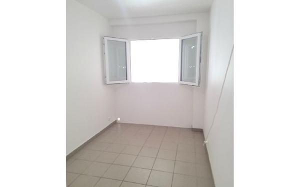 Appartement à louer    3 pièces • 69,89 m2 Soustons