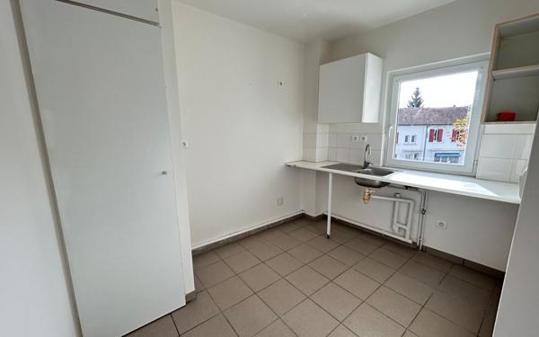 Appartement à louer    3 pièces • 69,89 m2 Soustons
