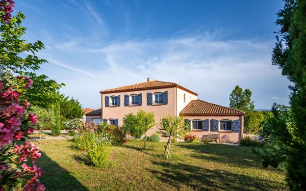 Maison à vendre    6 pièces •  Carcassonne