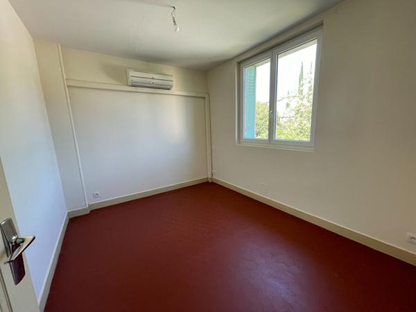 A LOUER - SECTEUR HOPITAL - MAISON INDIVIDUELLE 3 PIECES