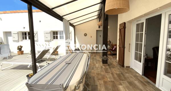 À vendre Maison 6 pièces 126 m² - Salles-sur-mer 17220