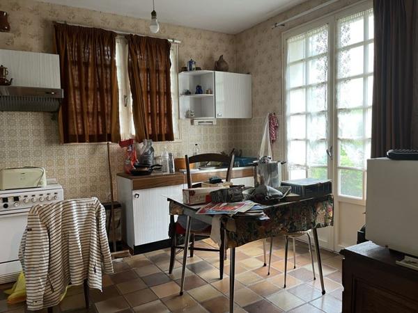 Maison à vendre |  Firmi |  8 pièces | 180 m²