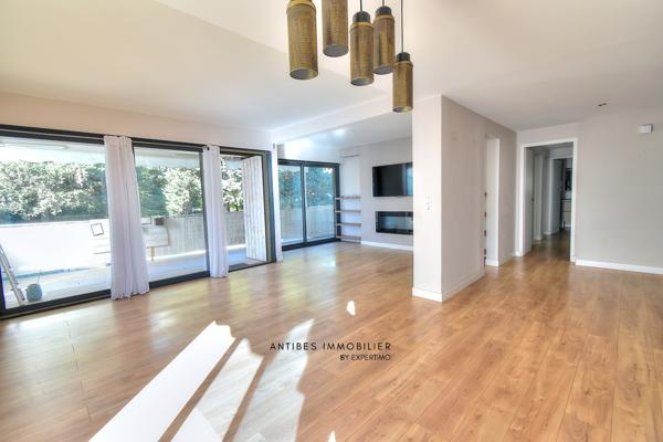 Le Cannet (06110) Le Cannet, 4 pièces Standing 104 m2, stationnement et cave