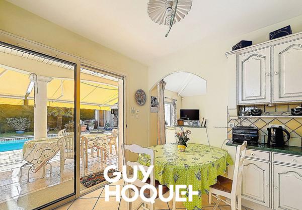 Villa d'Architecte 4 Chambres + Investissement locatif et terrain de 2238 m² environ - 71000 SANCE