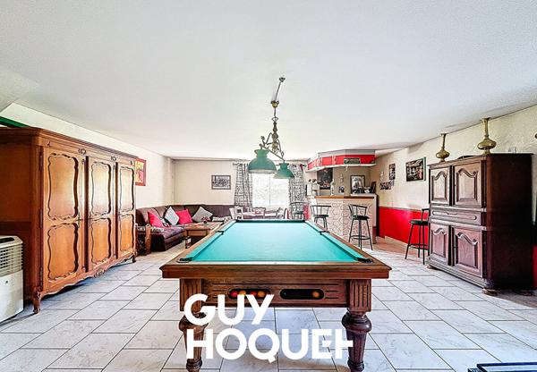 Villa d'Architecte 4 Chambres + Investissement locatif et terrain de 2238 m² environ - 71000 SANCE