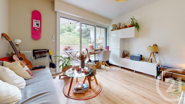 Appartement F2 à vendre  2 pièces - 28 m 2   BIARRITZ  - 64