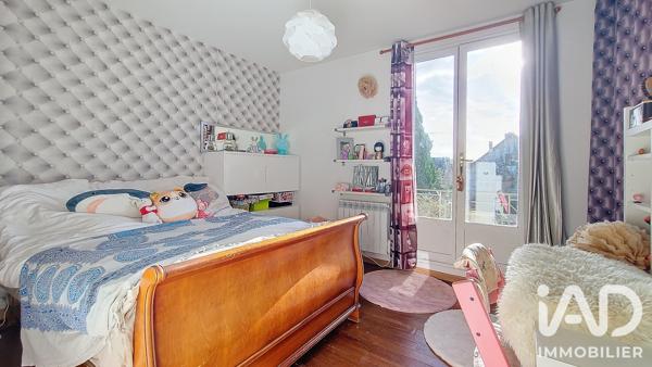Maison à vendre 6 pièces 89 m² Saint-Rémy-lès-Chevreuse