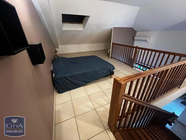 Appartement à louer 3 pièces 42.2m² La Possession (97419)