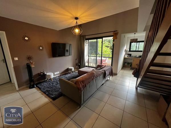 Appartement à louer 3 pièces 42.2m² La Possession (97419)