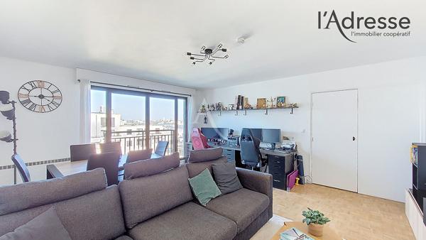 PUTEAUX / QUARTIER PRESSENSE - RIVES DE SEINE Appartement 3 pièces 73m² DERNIER ETAGE avec cave et parking