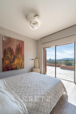 Magnifique maison de maître sur 25 000 m2 de terrain située à Porto Vecchio