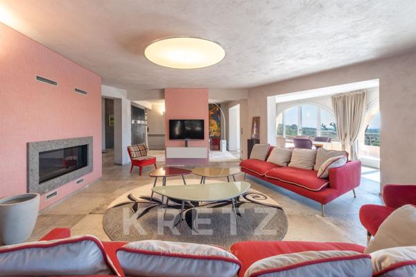 Magnifique maison de maître sur 25 000 m2 de terrain située à Porto Vecchio