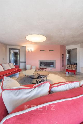 Magnifique maison de maître sur 25 000 m2 de terrain située à Porto Vecchio