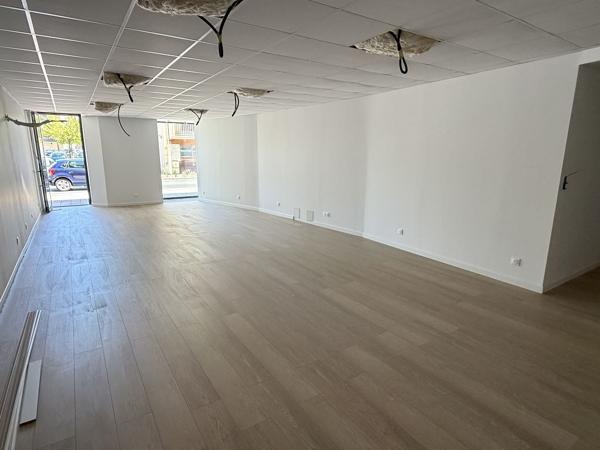 Local commercial - MONTROND LES BAINS