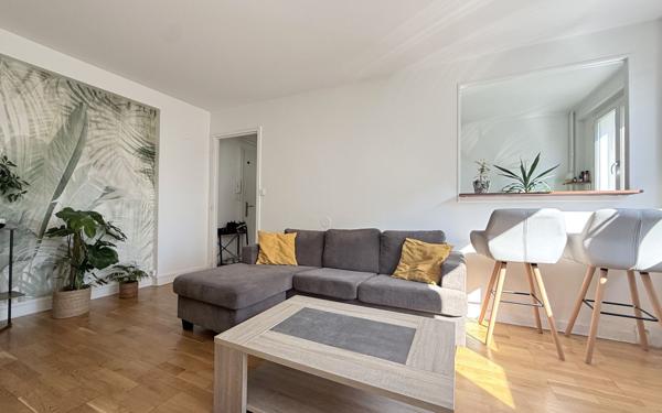 Appartement à vendre    3 pièces • 55,21 m2 Vanves