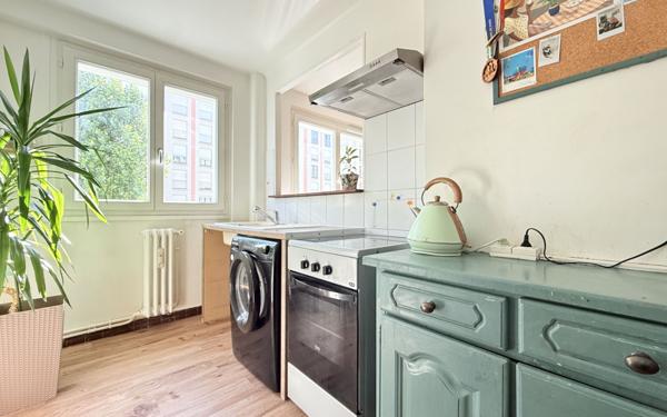 Appartement à vendre    3 pièces • 55,21 m2 Vanves