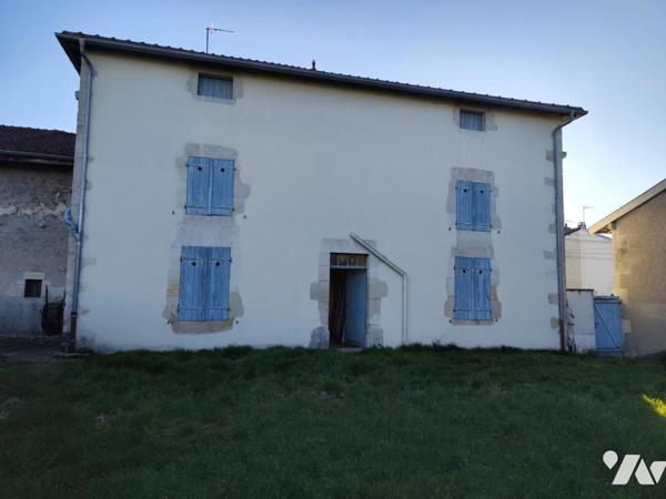 THIERVILLE SUR MEUSE - Maison de maître à rénover avec terrain à bâtir et dépendances