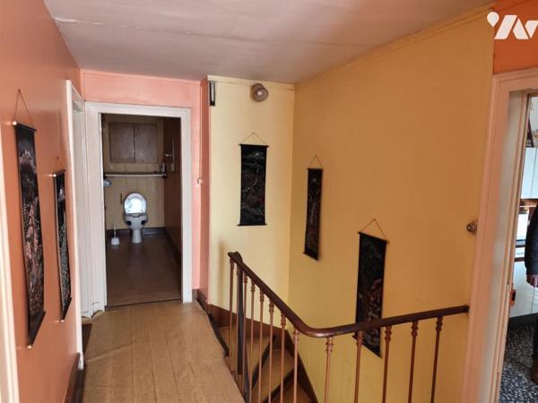 THIERVILLE SUR MEUSE - Maison de maître à rénover avec terrain à bâtir et dépendances