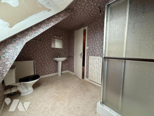 Exclusivité Trente-Cinq Notaires - LOUDEAC Centre - Impasse des Tisserands

Emplacement privi...