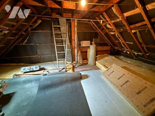 Exclusivité Trente-Cinq Notaires - LOUDEAC Centre - Impasse des Tisserands

Emplacement privi...