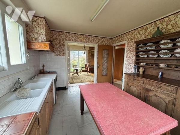 Exclusivité Trente-Cinq Notaires - LOUDEAC Centre - Impasse des Tisserands

Emplacement privi...