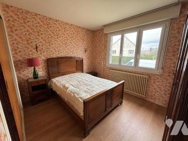 Exclusivité Trente-Cinq Notaires - LOUDEAC Centre - Impasse des Tisserands

Emplacement privi...