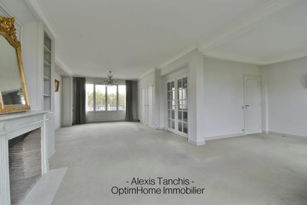 LILLE CENTRE – SQUARE FOCH – 123 M² – 3 CHAMBRES – ASCENSEUR – PARKING – BALCONS