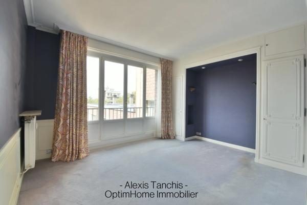LILLE CENTRE – SQUARE FOCH – 123 M² – 3 CHAMBRES – ASCENSEUR – PARKING – BALCONS