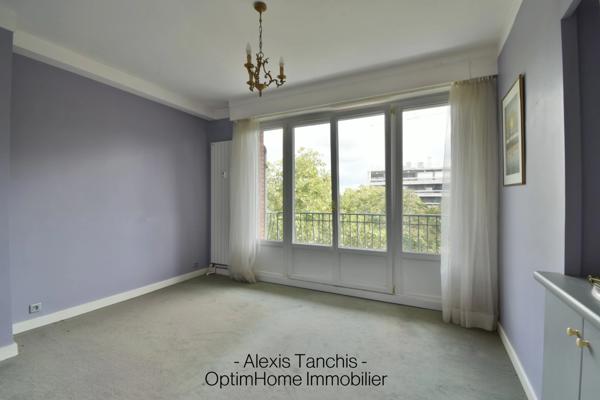 LILLE CENTRE – SQUARE FOCH – 123 M² – 3 CHAMBRES – ASCENSEUR – PARKING – BALCONS
