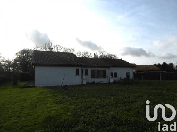 Pavillon 5 pièces de 117 m² à Adriers (86430)