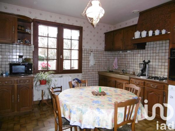 Pavillon 5 pièces de 117 m² à Adriers (86430)