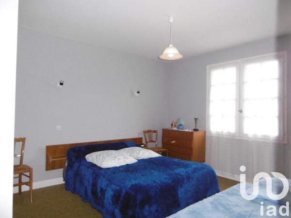 Pavillon 5 pièces de 117 m² à Adriers (86430)