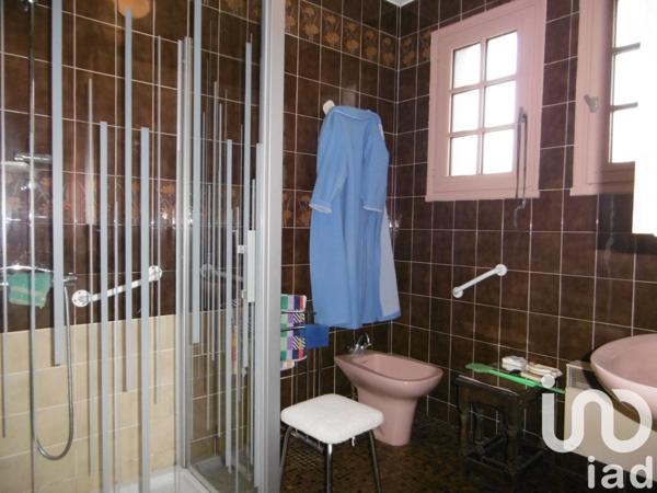 Pavillon 5 pièces de 117 m² à Adriers (86430)