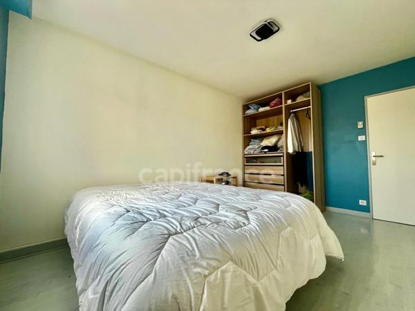 A ROANNE Appartement 70 m2, 2 CHAMBRES - 2ème étage avec ascenseur, GARAGE