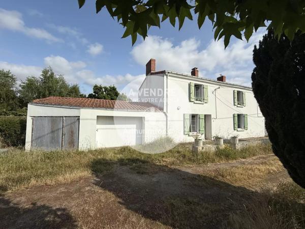 Vente                                                      Maison
                        
                     5 pièces                      95 m2                     à Divatte-sur-Loire