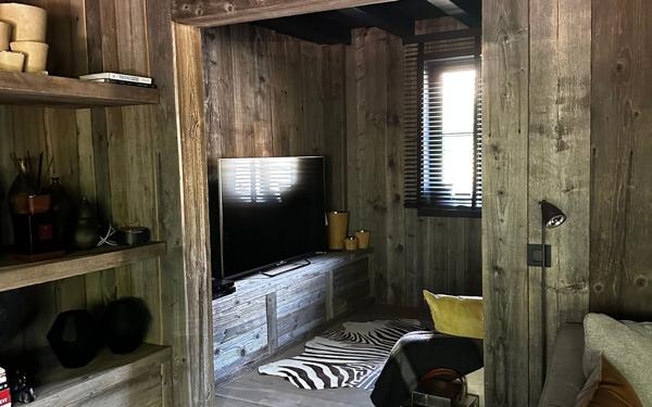 Maison à vendre    8 pièces •  Allos