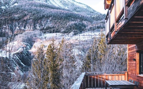 Maison à vendre    8 pièces •  Allos