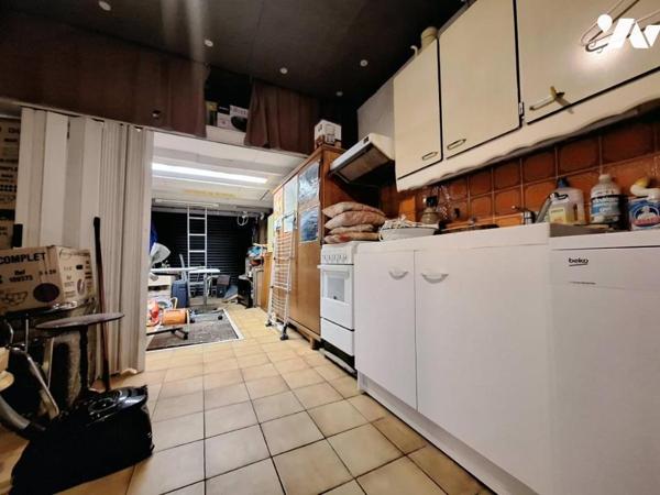 Dans le très prisé village de Saleilles, proche des commodités, charmante maison