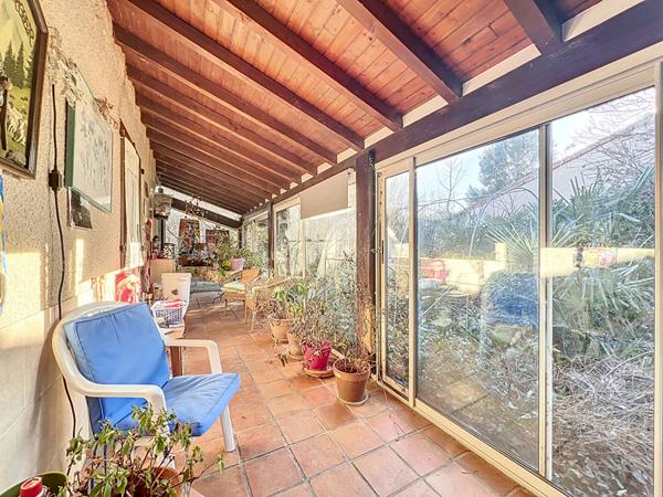 Exclusivité Nestenn Immobilier sur Péchabou. Vente en viager occupé d'une maison 5 pièces de 170m² avec garage sur un terrain de 806m².