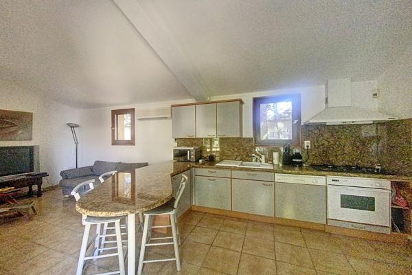 Vente Maison de luxe Uzès 6 Pièces 223 m²