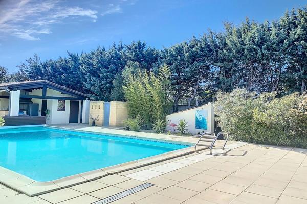Vente Maison de luxe Uzès 6 Pièces 223 m²