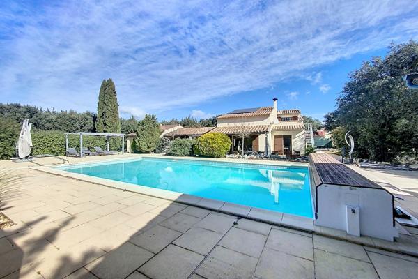 Vente Maison de luxe Uzès 6 Pièces 223 m²