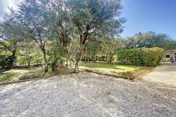 Vente Maison de luxe Uzès 6 Pièces 223 m²