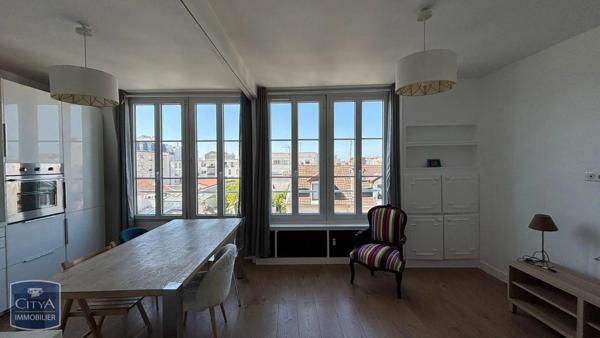 Appartement à louer 2 pièces 40.6m² Asnières-sur-Seine (92600)