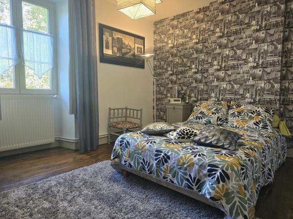 Moulin rénové avec goût et ses jolis volumes